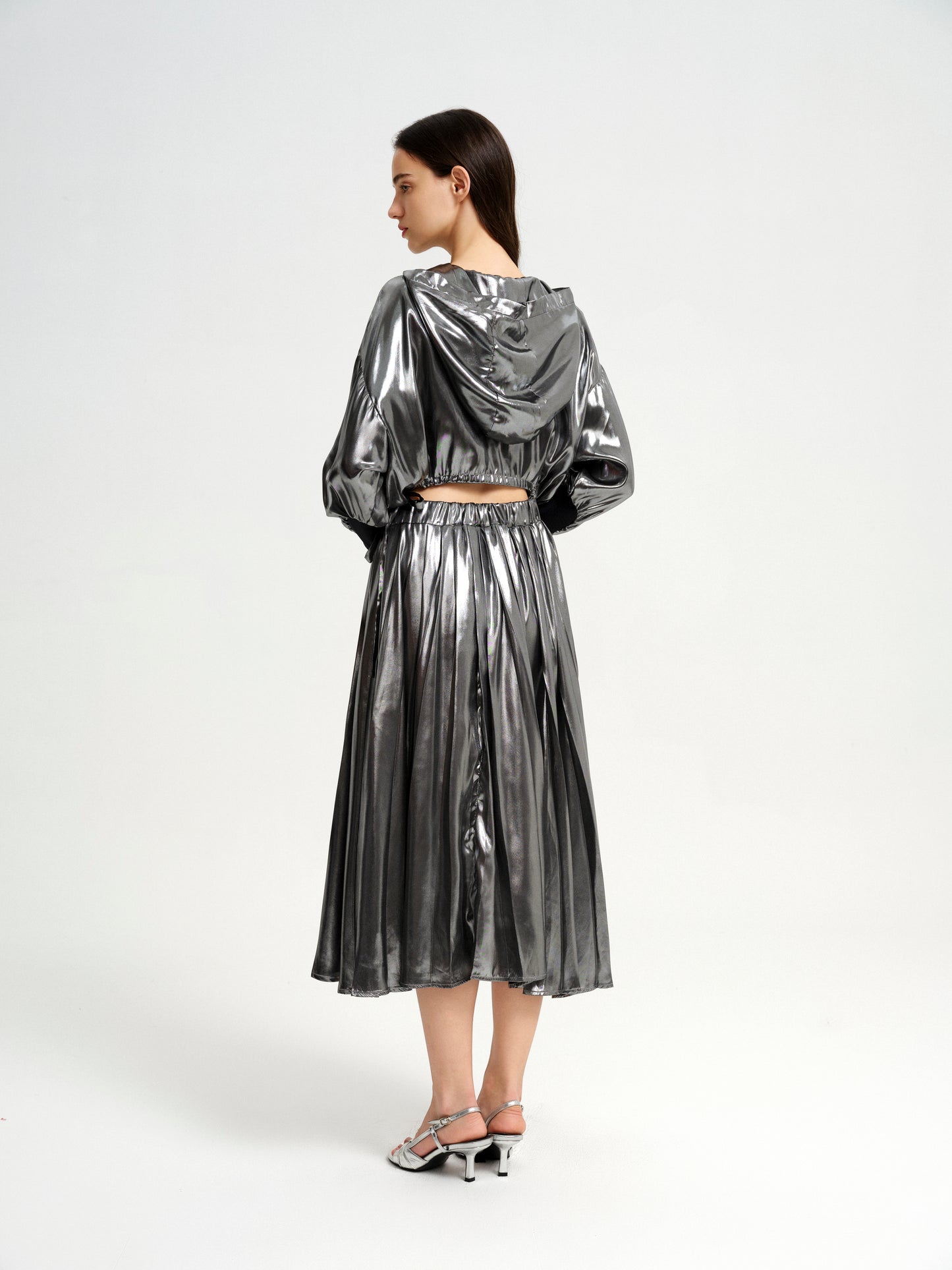 Silver High-Low Drawstring Hoodie & Asymmetrical Pleated Skirt